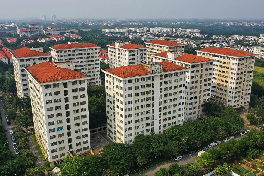 Gói tín dụng 120.000 tỷ đồng dành cho nhà ở xã hội lại đang có mức lãi suất rất cao, lên tới 8,2%/năm.