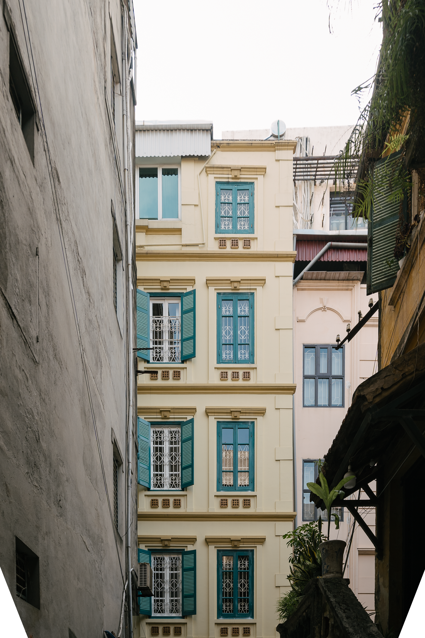 Ngôi nhà 5 tầng nằm ở trung tâm thủ đô Hà Nội.