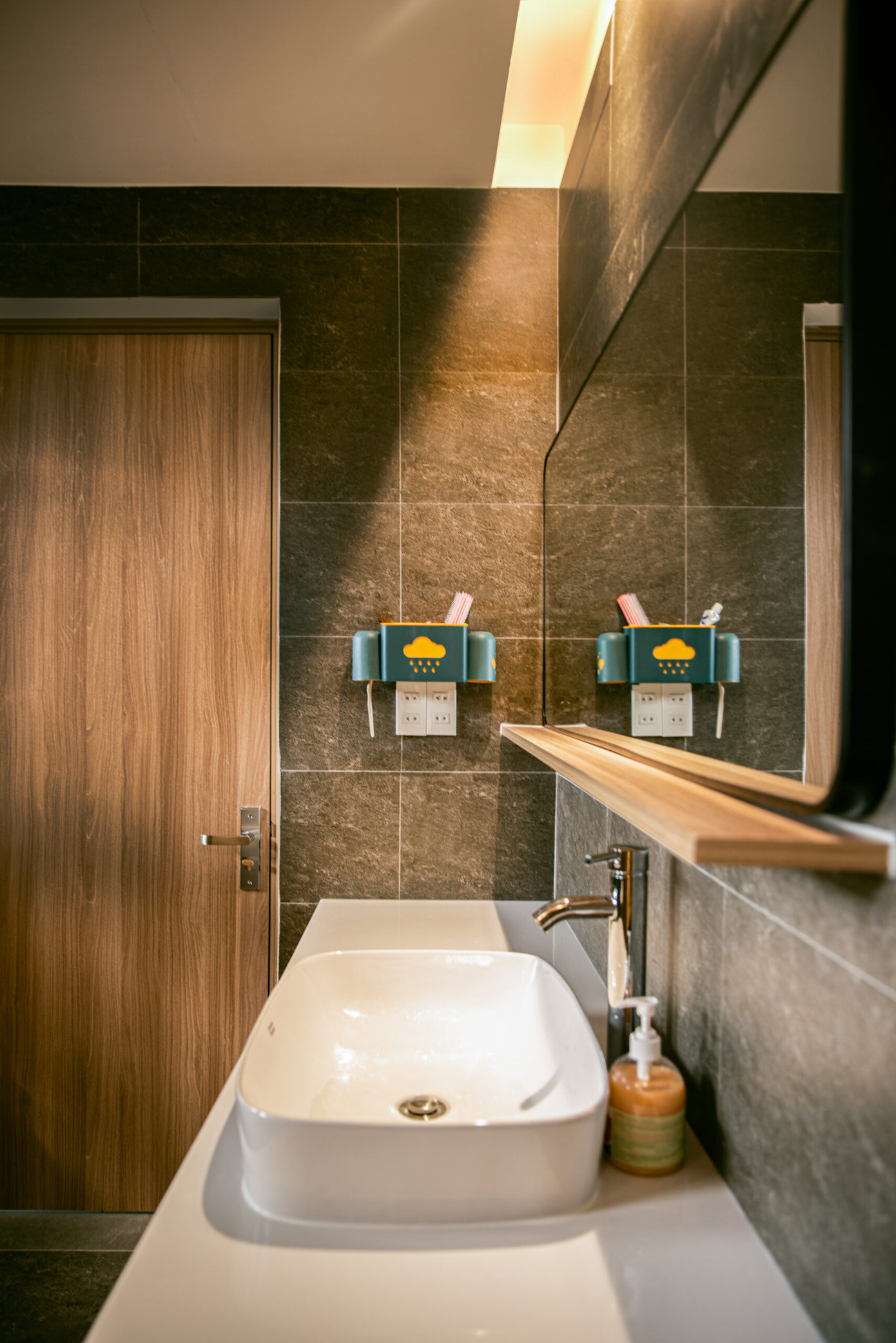 Đồ nội thất được lựa chọn theo tiêu chí dễ làm sạch.