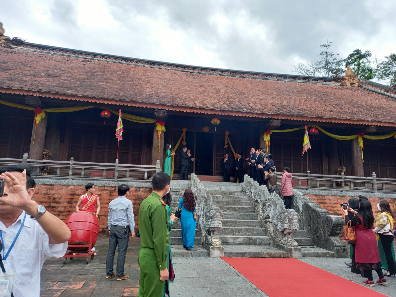 Chính thức mở cửa Chính điện Lam Kinh để đón du khách