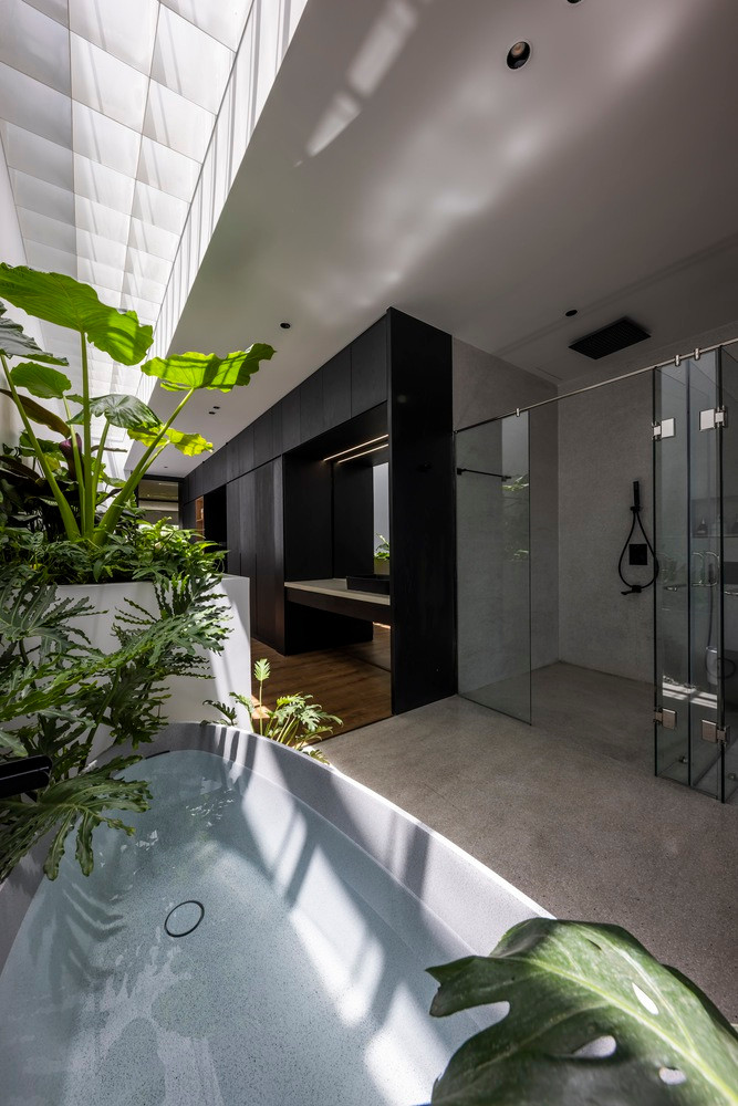 Sự thích ứng này nhằm mục đích cung cấp thông gió hiệu quả và ánh sáng tự nhiên dồi dào trong cấu trúc, tạo ra bầu không khí bên trong thoải mái và thúc đẩy cảm giác hạnh phúc.