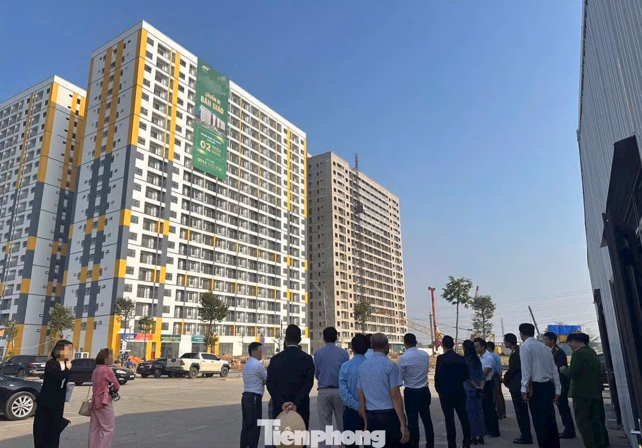 Để giải quyết bài toán nhà ở cho người thu nhập thấp, bên cạnh việc đẩy mạnh phát triển NƠXH, cần đẩy mạnh phát triển nhà ở vừa túi tiền.