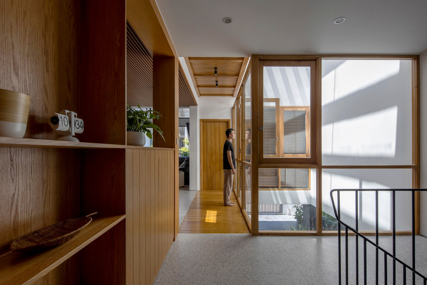 Các không gian trong nhà luôn tràn ngập ánh sáng mặt trời.