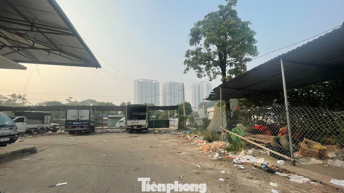 Hadico chưa thể làm thủ tục để tiếp tục GPMB dự án Chợ đầu mối Minh Khai do vướng mắc về vấn đề GPMB.(Ảnh: Lập Đông)