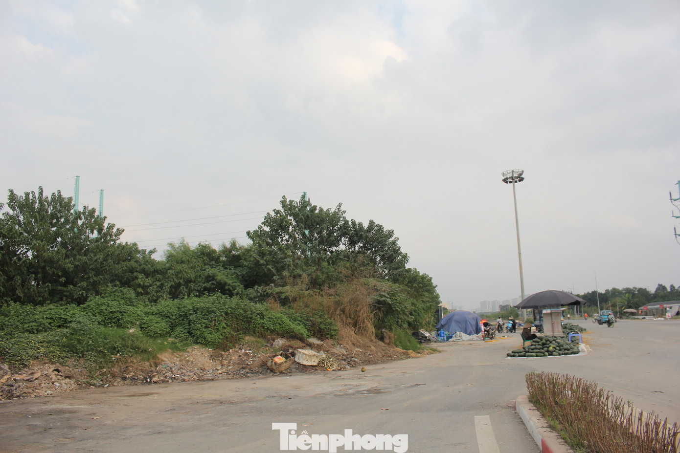 UBND quận Bắc Từ Liêm đã có kiến nghị UBND TP Hà Nội gia hạn thời gian thực hiện dự án GPMB. (Ảnh: Lập Đông)