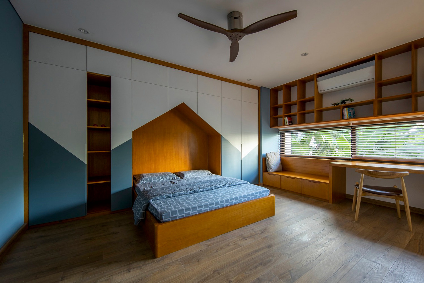 Các không gian trong nhà luôn tràn ngập ánh sáng mặt trời.