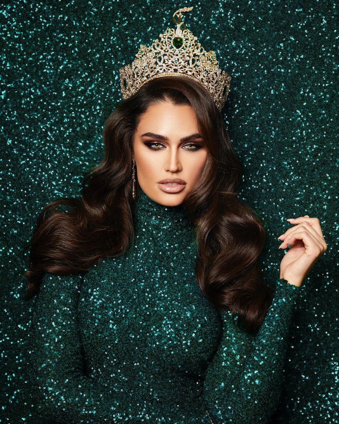 Người đẹp Susana Medina đã đăng quang ngôi vị Hoa hậu Hòa bình Tây Ban Nha 2024. Cô đại diện Tây Ban Nha tham dự cuộc thi Hoa hậu Hòa bình Quốc tế 2024 tổ chức ở Myanmar vào tháng 10.