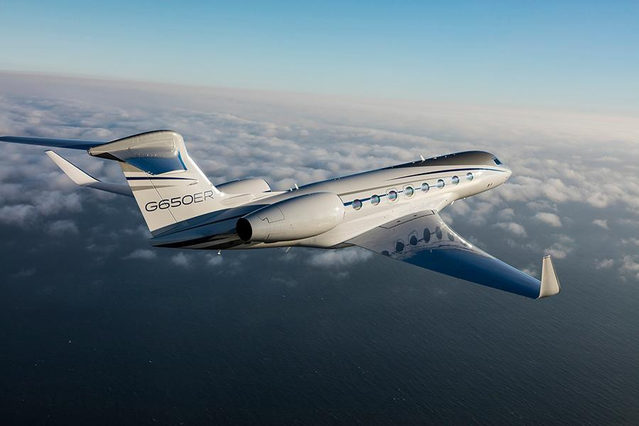 Chuyên cơ G650ER đã định nghĩa lại khái niệm di chuyển thông qua hiệu suất bay vượt trội và khả năng bay xa hơn và nhanh hơn bất cứ chuyên cơ nào. Với tốc độ 1.103km/h, phi cơ này sẽ giúp các tỷ phú tiết kiệm hơn 50 giờ bay mỗi năm. Đây chính là dòng chuyên cơ mà hãng hàng không Sun Air chuẩn bị đưa về Việt Nam để khai thác.
