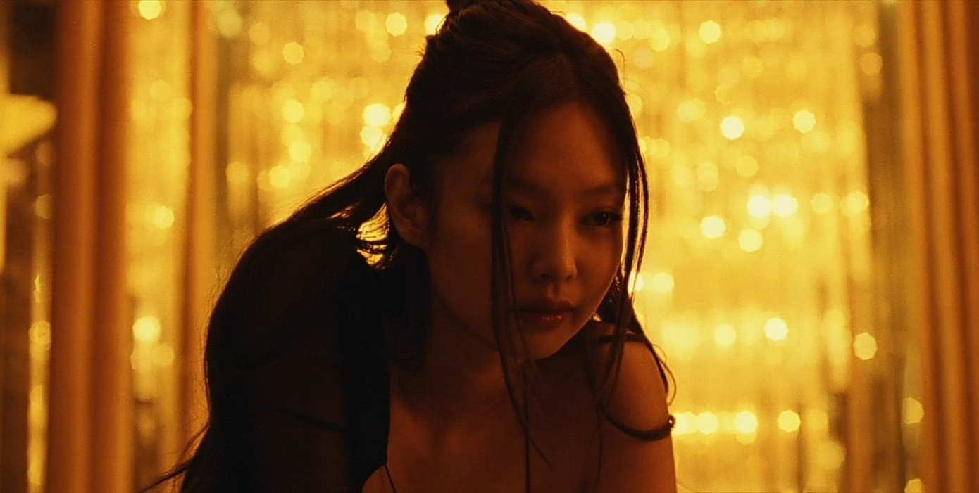 Những diễn biến mới nhất cho thấy Dyanne (Jennie) không phải là nhân vật đơn giản. Ảnh: HBO