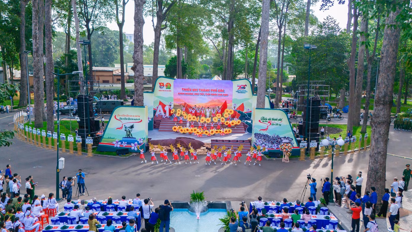 Quang cảnh ngày Hội quân “Em là chiến sĩ Điện Biên thành phố Bác Hồ”.