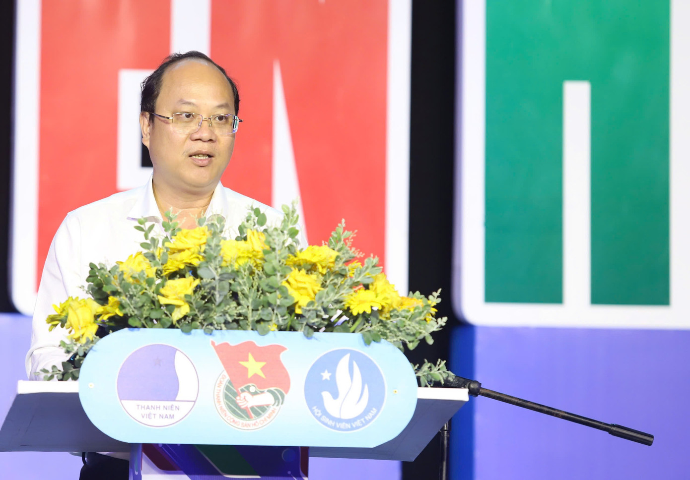 Ông Nguyễn Hồ Hải bày tỏ ấn tượng với các hoạt động của tuổi trẻ gắn với công cuộc chuyển đổi số. Ảnh: Ngô Tùng Ông Nguyễn Hồ Hải bày tỏ ấn tượng với các hoạt động của tuổi trẻ gắn với công cuộc chuyển đổi số. Ảnh: Ngô Tùng