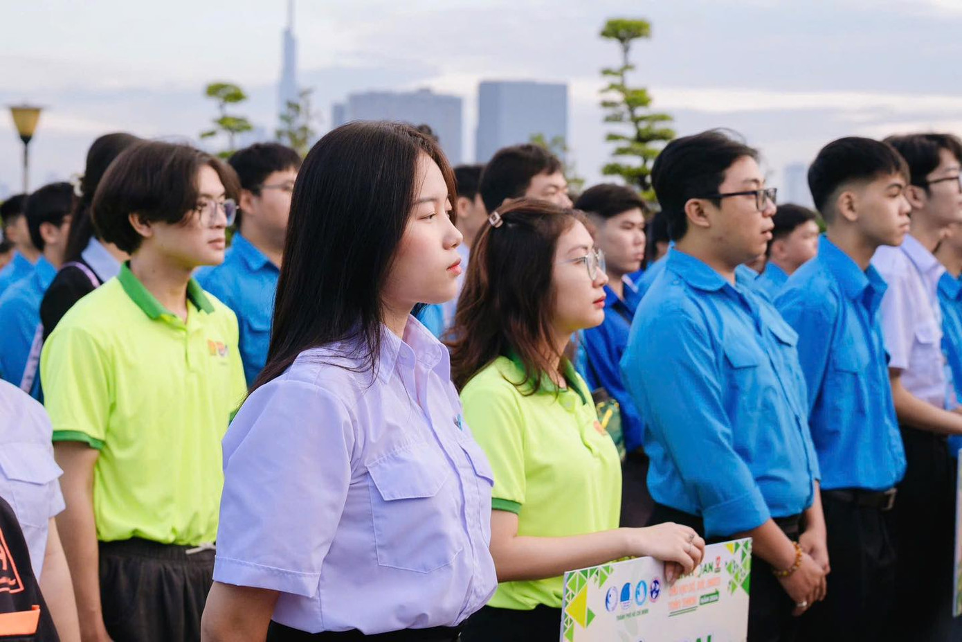 Bầu không khí sôi nổi đến từ các Câu lạc bộ, Đội, nhóm thanh niên trên địa bàn TPHCM tại buổi khai mạc Liên hoan.