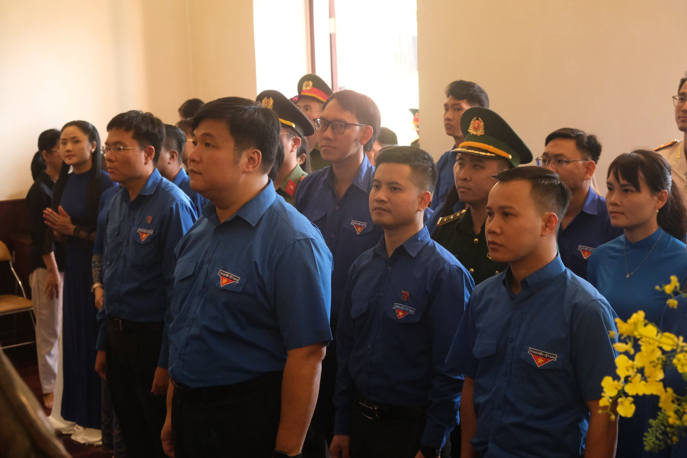 Toàn cảnh Lễ dâng hoa dâng hương tưởng niệm Chủ tịch Hồ Chí Minh. Ảnh: Phú Quang