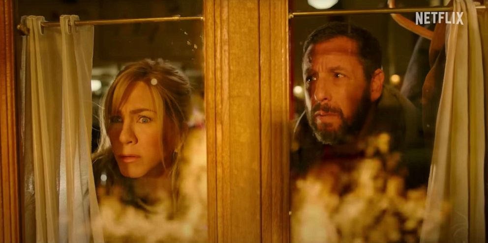 Bộ đôi siêu quậy Jennifer Aniston và Adam Sandler trở lại với phần hai Murder Mystery. Ảnh: Netflix.