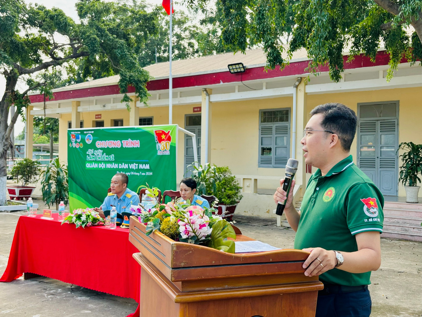 Anh Đoàn Long - Phó Bí thư Quận Đoàn gửi lời tri ân đến Sư Đoàn 370, Quân chủng Phòng không – Không quân.