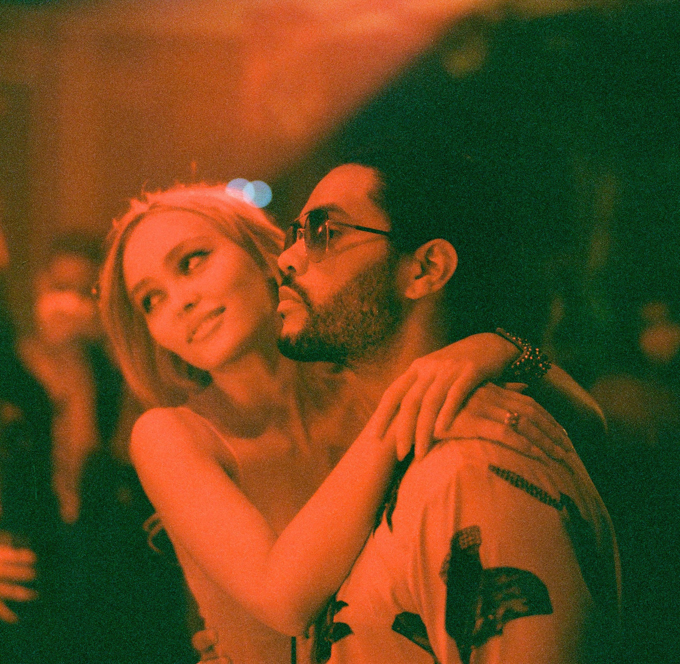 Tedros (The Weekend) càng ngày càng lộng hành. Ảnh: HBO. Tedros (The Weekend) càng ngày càng lộng hành. Ảnh: HBO.