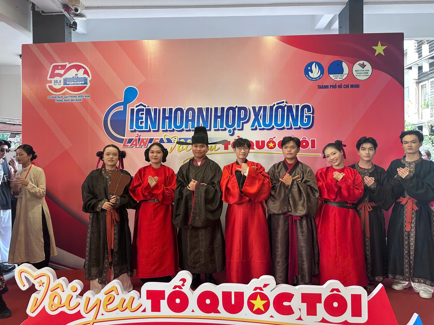 Dấu ấn Việt cổ phục tại Youth Fest 2025. Ảnh: Diễm Quỳnh - Bảo Chân