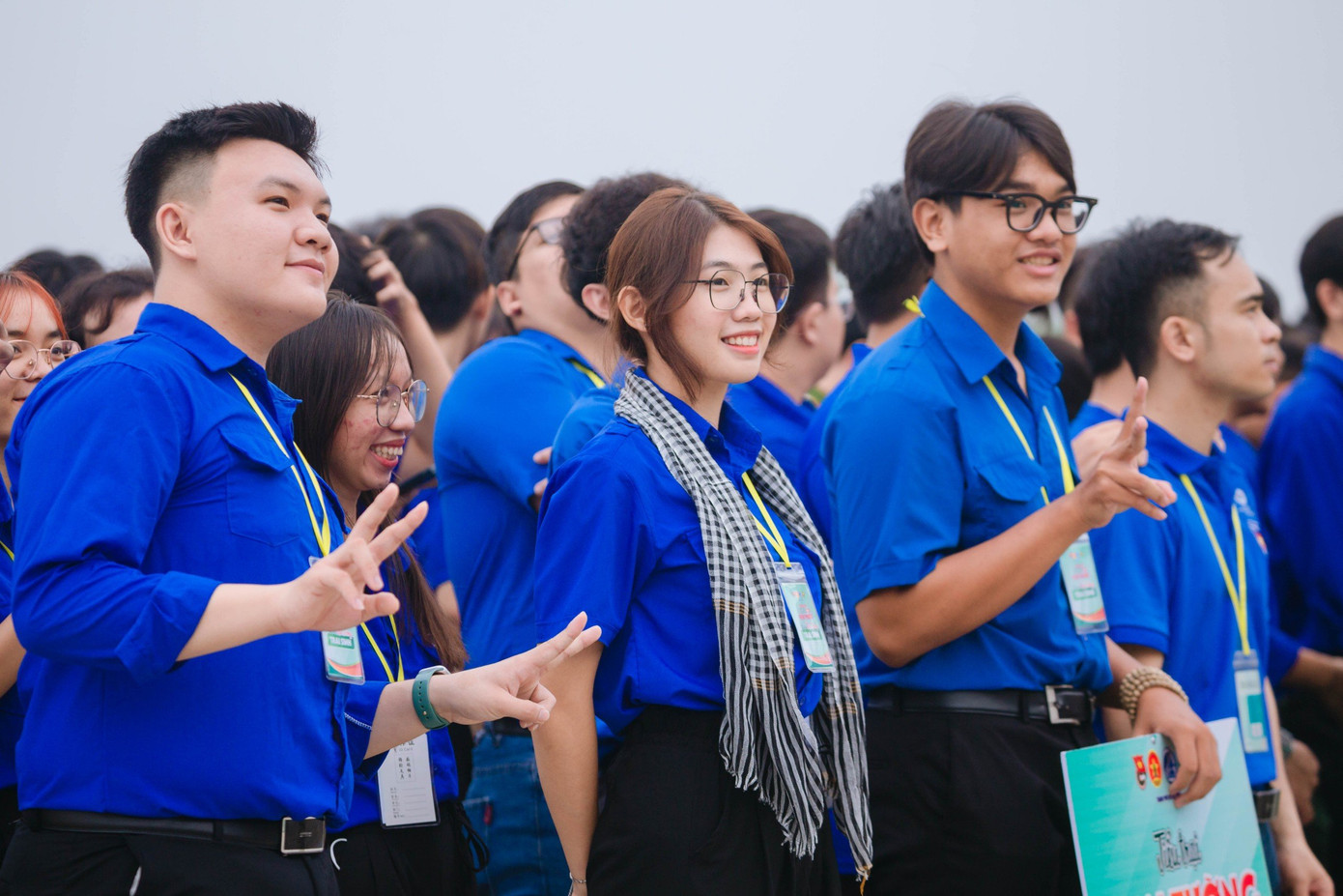 Để đất nước tiến bước trong kỷ nguyên mới, mỗi thanh niên cần nỗ lực học tập, phát triển kỹ năng ngoại ngữ và tham gia nghiên cứu khoa học quốc tế. Ảnh minh họa Để đất nước tiến bước trong kỷ nguyên mới, mỗi thanh niên cần nỗ lực học tập, phát triển kỹ năng ngoại ngữ và tham gia nghiên cứu khoa học quốc tế. Ảnh minh họa