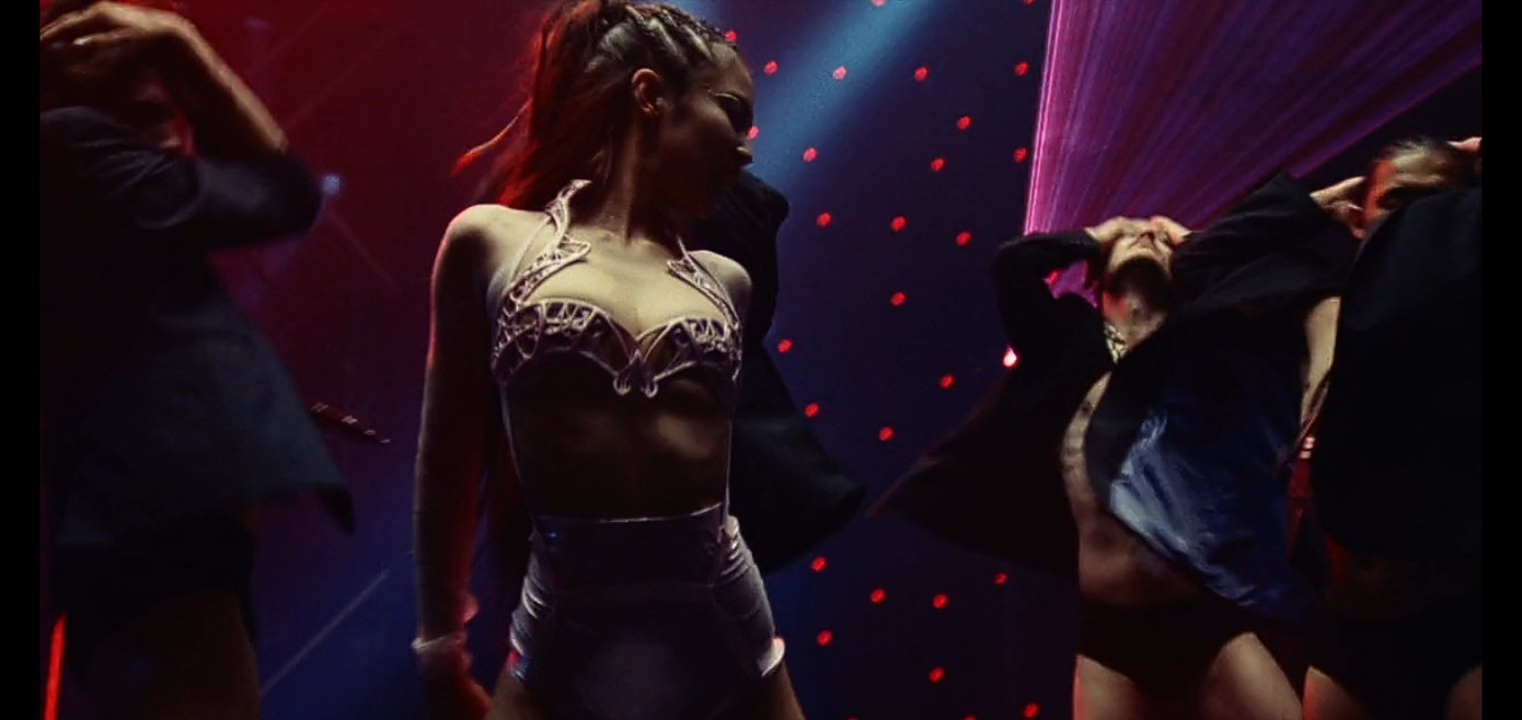 Jennie khoe thân trong tập 3 The Idol. Ảnh: HBO. Jennie khoe thân trong tập 3 The Idol. Ảnh: HBO.