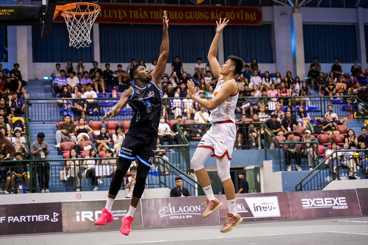 Nhà thi đấu Hồ Xuân Hương (TPHCM) sẽ là "trung tâm" bóng rổ của Việt Nam trong giai đoạn đầu mùa giải VBA 2024. Nhà thi đấu Hồ Xuân Hương (TPHCM) sẽ là "trung tâm" bóng rổ của Việt Nam trong giai đoạn đầu mùa giải VBA 2024.