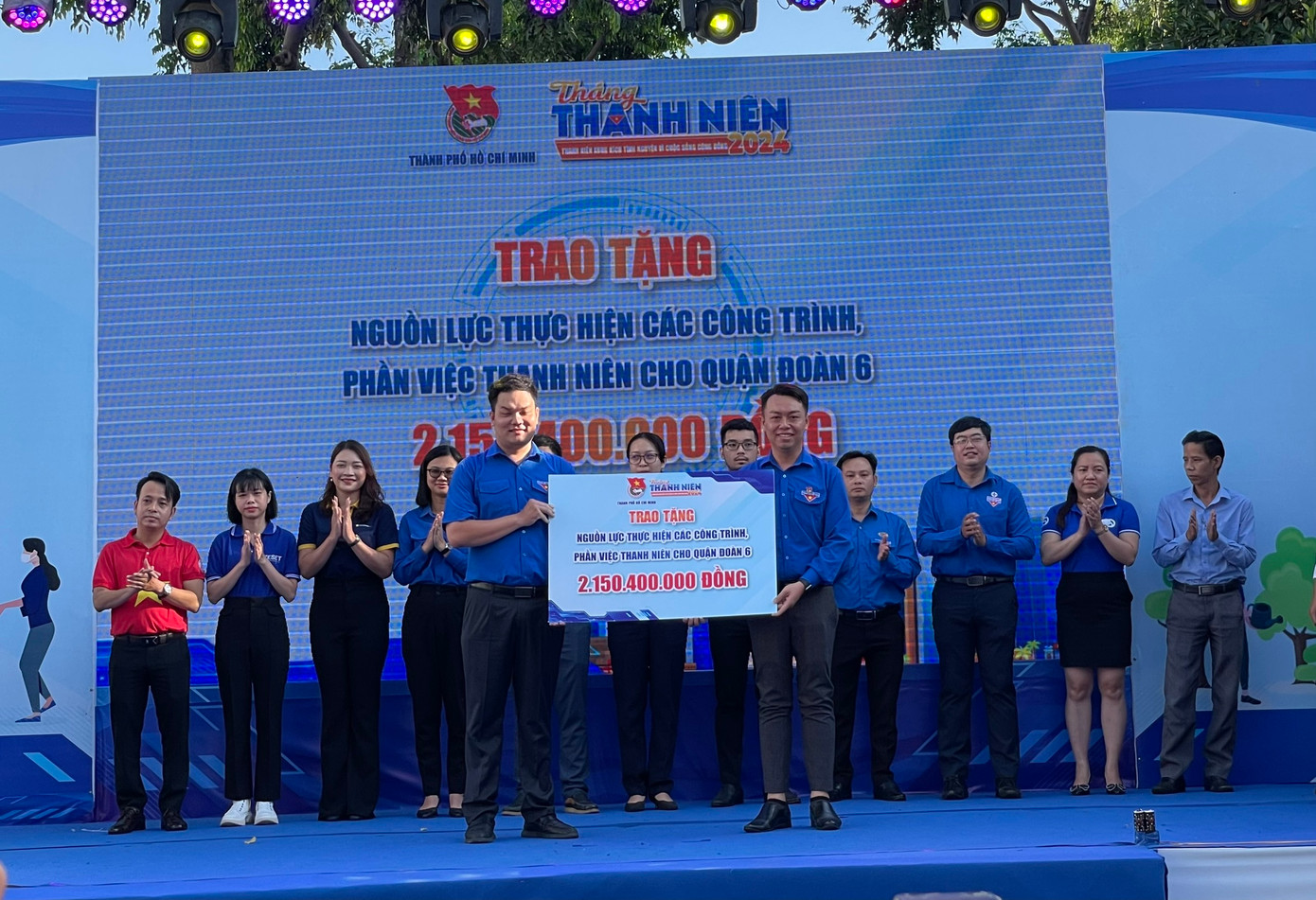 Các đơn vị, tổ chức trao gửi nguồn lực, nguồn động viên hỗ trợ Tháng Thanh niên 2024 diễn ra thành công, thiết thực, hiệu quả. Các đơn vị, tổ chức trao gửi nguồn lực, nguồn động viên hỗ trợ Tháng Thanh niên 2024 diễn ra thành công, thiết thực, hiệu quả.