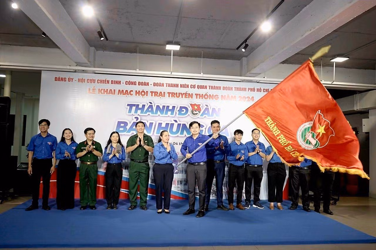Lễ Khai mạc hội trại truyền thống "Thành Đoàn - Bản hùng ca" năm 2024. Lễ Khai mạc hội trại truyền thống "Thành Đoàn - Bản hùng ca" năm 2024.