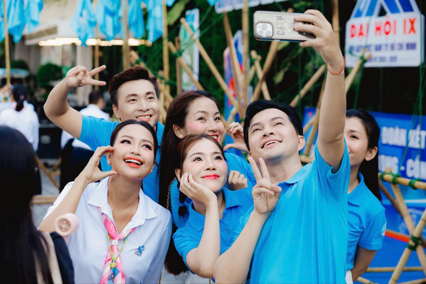 Hành trình của Hoa hậu Ngọc Châu tại các đấu trường nhan sắc quốc tế đã truyền cảm hứng cho các bạn trẻ TPHCM. Hành trình của Hoa hậu Ngọc Châu tại các đấu trường nhan sắc quốc tế đã truyền cảm hứng cho các bạn trẻ TPHCM.