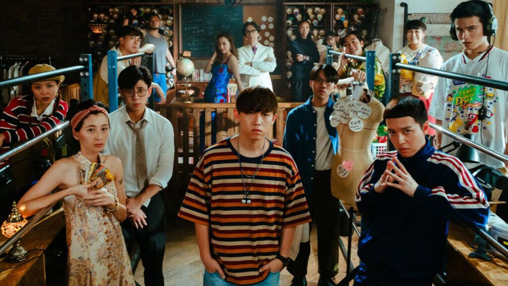 Băng nhóm lừa đảo trong phim.