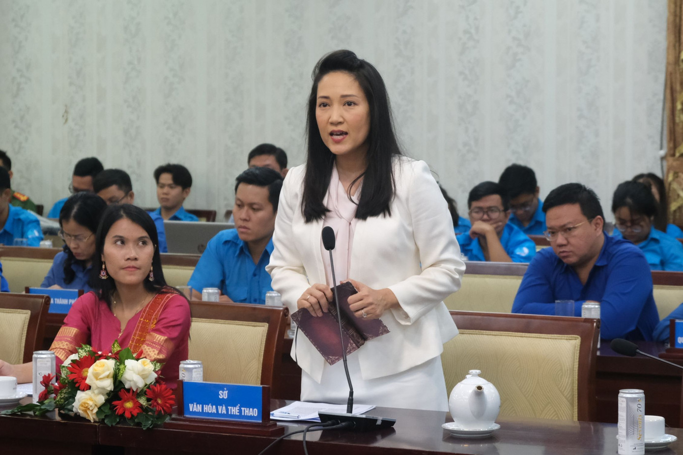 Bà Nguyễn Thị Thanh Thúy - Phó Giám đốc Sở Văn hóa Thể thao TPHCM, nhấn mạnh tầm quan trọng của việc tạo thêm không gian văn hóa cho các dân tộc tại thành phố. Ảnh: Phú Quang Bà Nguyễn Thị Thanh Thúy - Phó Giám đốc Sở Văn hóa Thể thao TPHCM, nhấn mạnh tầm quan trọng của việc tạo thêm không gian văn hóa cho các dân tộc tại thành phố. Ảnh: Phú Quang