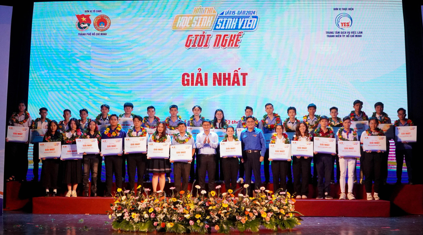 Chương trình tổng kết "Hội thi học sinh, sinh viên giỏi nghề" lần thứ 15 - năm 2024 diễn ra vào tối ngày 22/4 tại Hội trường Nhà Văn hóa Thanh niên.