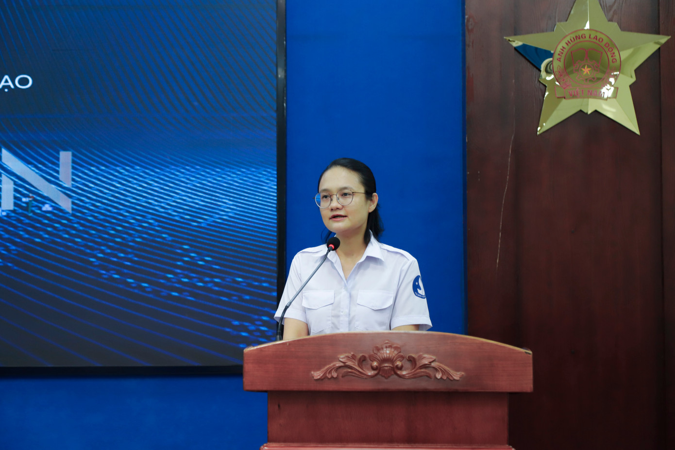 Chị Trần Thu Hà – Phó Bí thư Thành Đoàn, Chủ tịch Hội Sinh viên Việt Nam TPHCM cho rằng các bài toán trong lĩnh vực logistics nhân đạo không ngừng thay đổi và đòi hỏi những giải pháp ngày càng hiệu quả hơn. Chị Trần Thu Hà – Phó Bí thư Thành Đoàn, Chủ tịch Hội Sinh viên Việt Nam TPHCM cho rằng các bài toán trong lĩnh vực logistics nhân đạo không ngừng thay đổi và đòi hỏi những giải pháp ngày càng hiệu quả hơn.