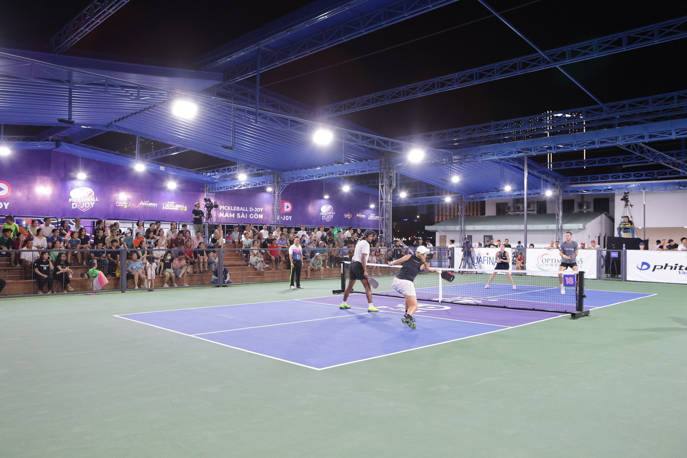 Giải Pickleball D-Joy Tour 2025 - Chặng 1 đã mở màn ấn tượng cho chuỗi 5 giải đấu chuyên nghiệp của hệ thống D- Joy Tour năm nay. Giải Pickleball D-Joy Tour 2025 - Chặng 1 đã mở màn ấn tượng cho chuỗi 5 giải đấu chuyên nghiệp của hệ thống D- Joy Tour năm nay.