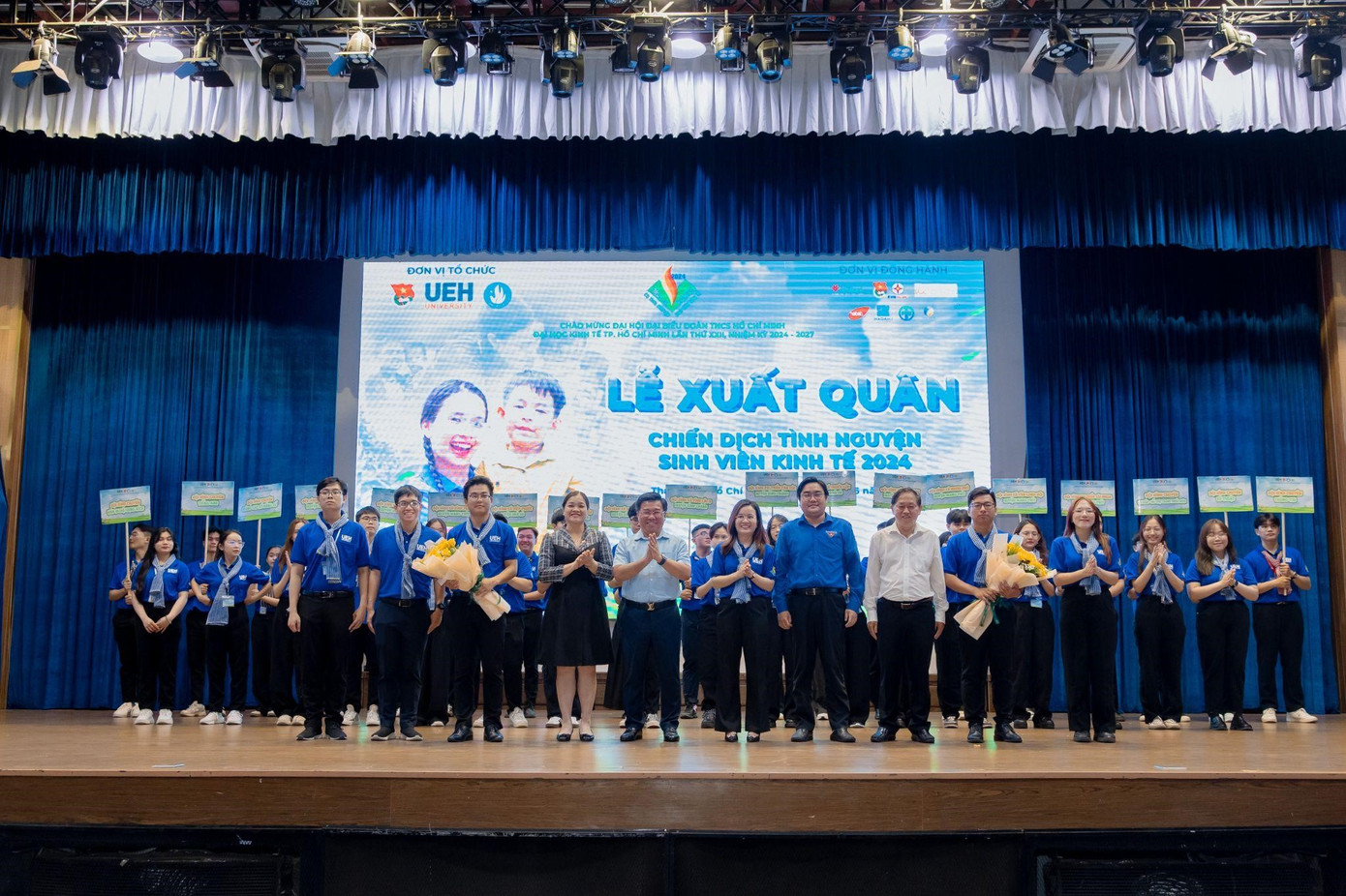 Anh Ngô Minh Hải - Bí thư Thành Đoàn TPHCM tham dự lễ xuất quân chiến dịch tình nguyện Sinh viên Kinh tế 2024.