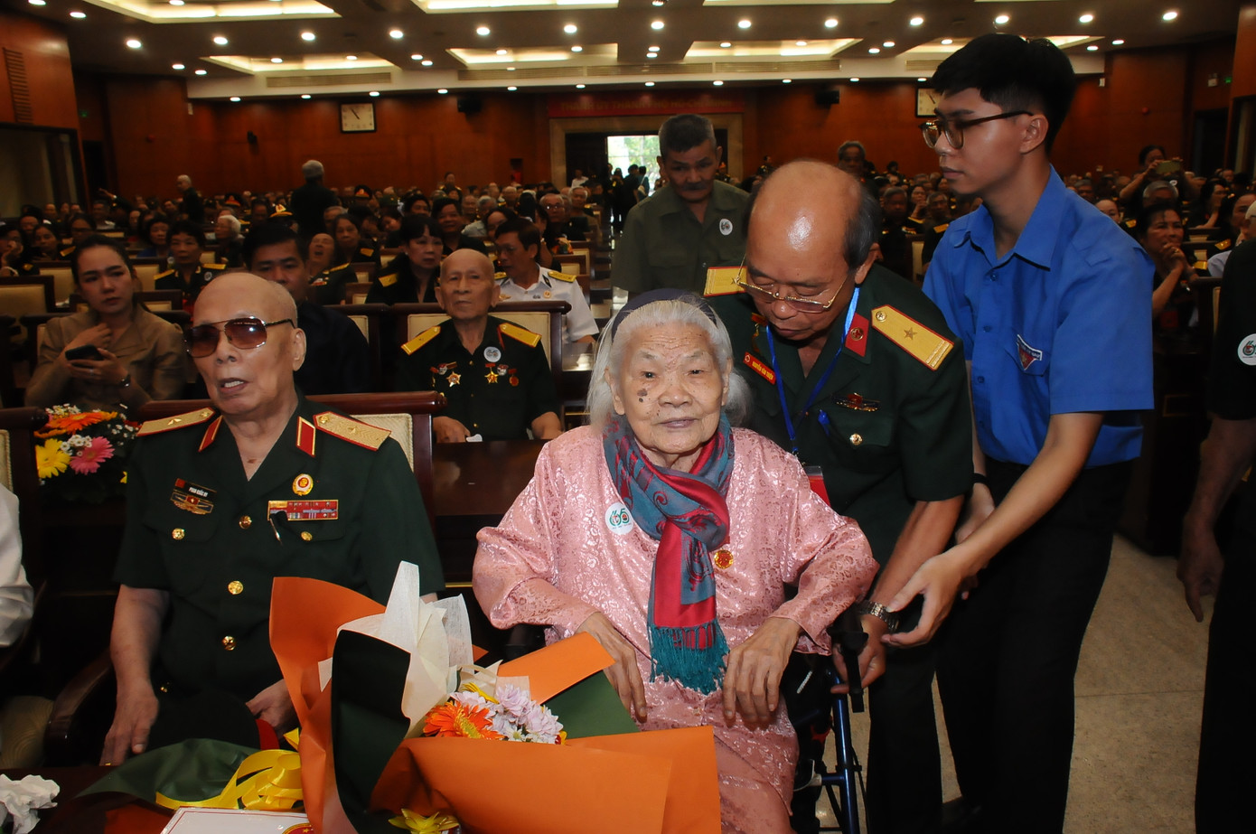 Những nhân chứng lịch sử cùng ôn lại "Ký ức Trường Sơn - Con đường huyền thoại" Những nhân chứng lịch sử cùng ôn lại "Ký ức Trường Sơn - Con đường huyền thoại"