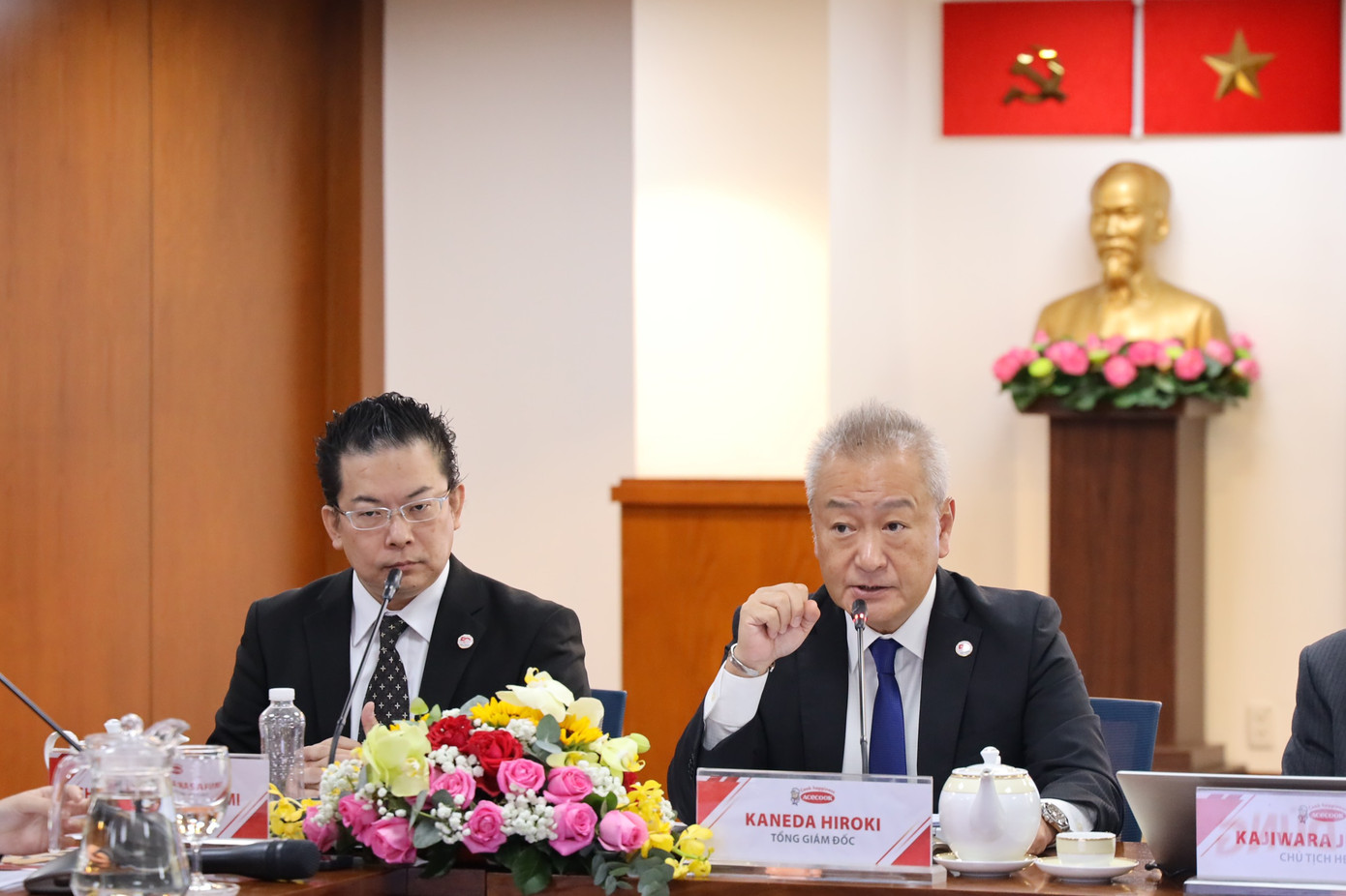 Ban lãnh đạo Acecook Việt Nam.