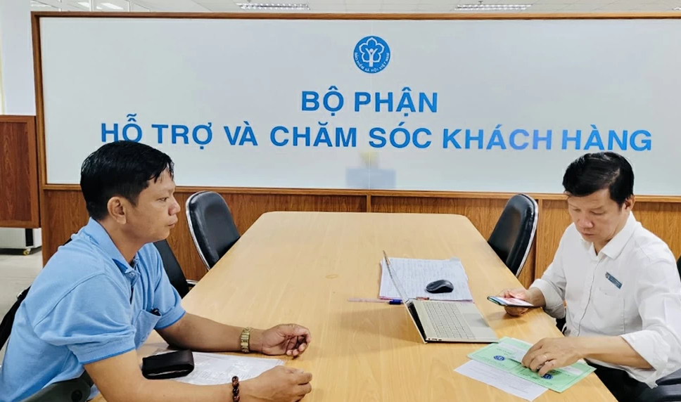 BHXH Đồng Nai thành lập bộ phận hỗ trợ và chăm sóc khách hàng. BHXH Đồng Nai thành lập bộ phận hỗ trợ và chăm sóc khách hàng.