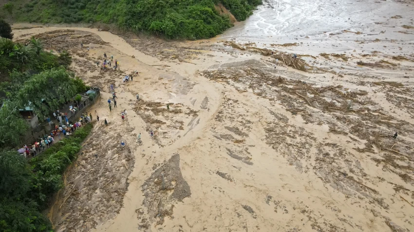 Chỉ trong 2 ngày, mưa lớn gây lũ quét, sạt lở đất đã khiến 6 người chết ở các tỉnh miền núi phía Bắc.