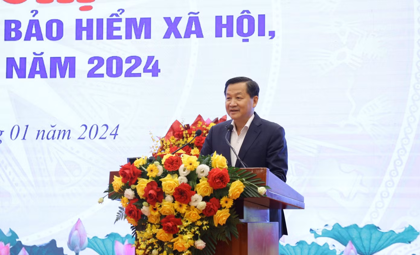 Phó Thủ tướng Lê Minh Khái yêu cầu hạn chế tình trạng lạm dụng, trục lợi quỹ bảo hiểm xã hội, bảo hiểm thất nghiệp.