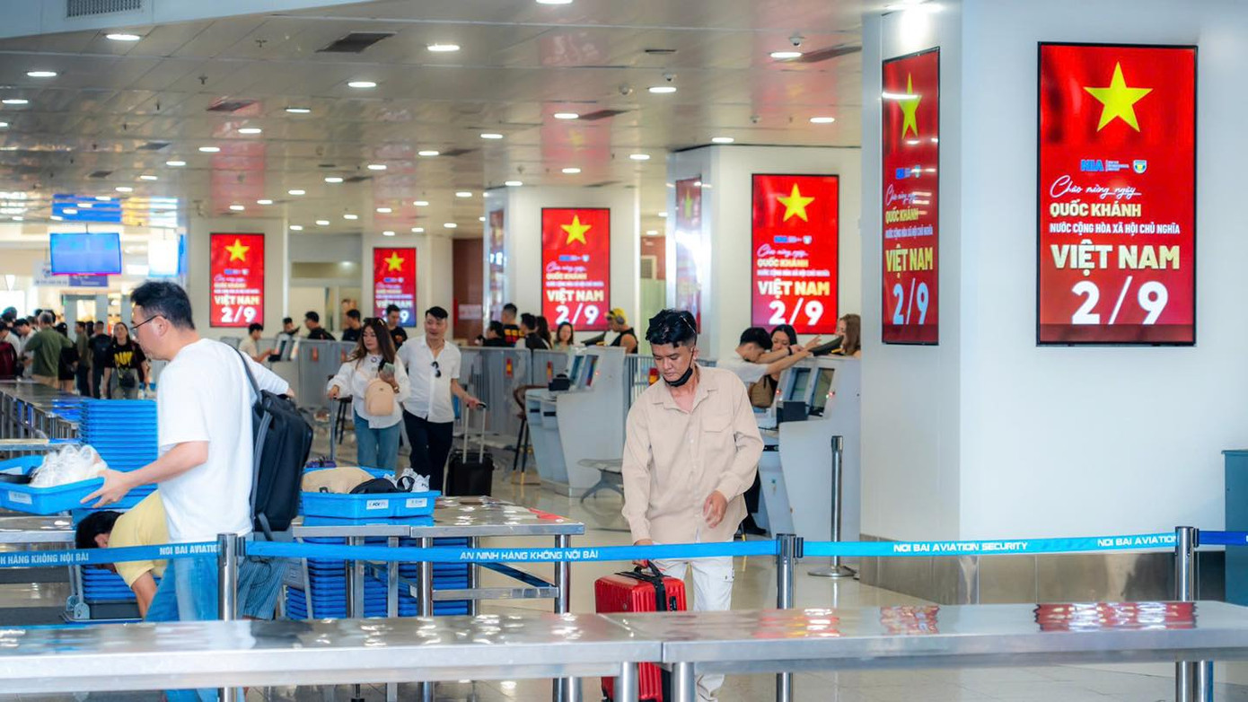 Hàng không dự kiến đón hơn 1,5 triệu lượt khách trong dịp lễ Quốc khánh. Hàng không dự kiến đón hơn 1,5 triệu lượt khách trong dịp lễ Quốc khánh.