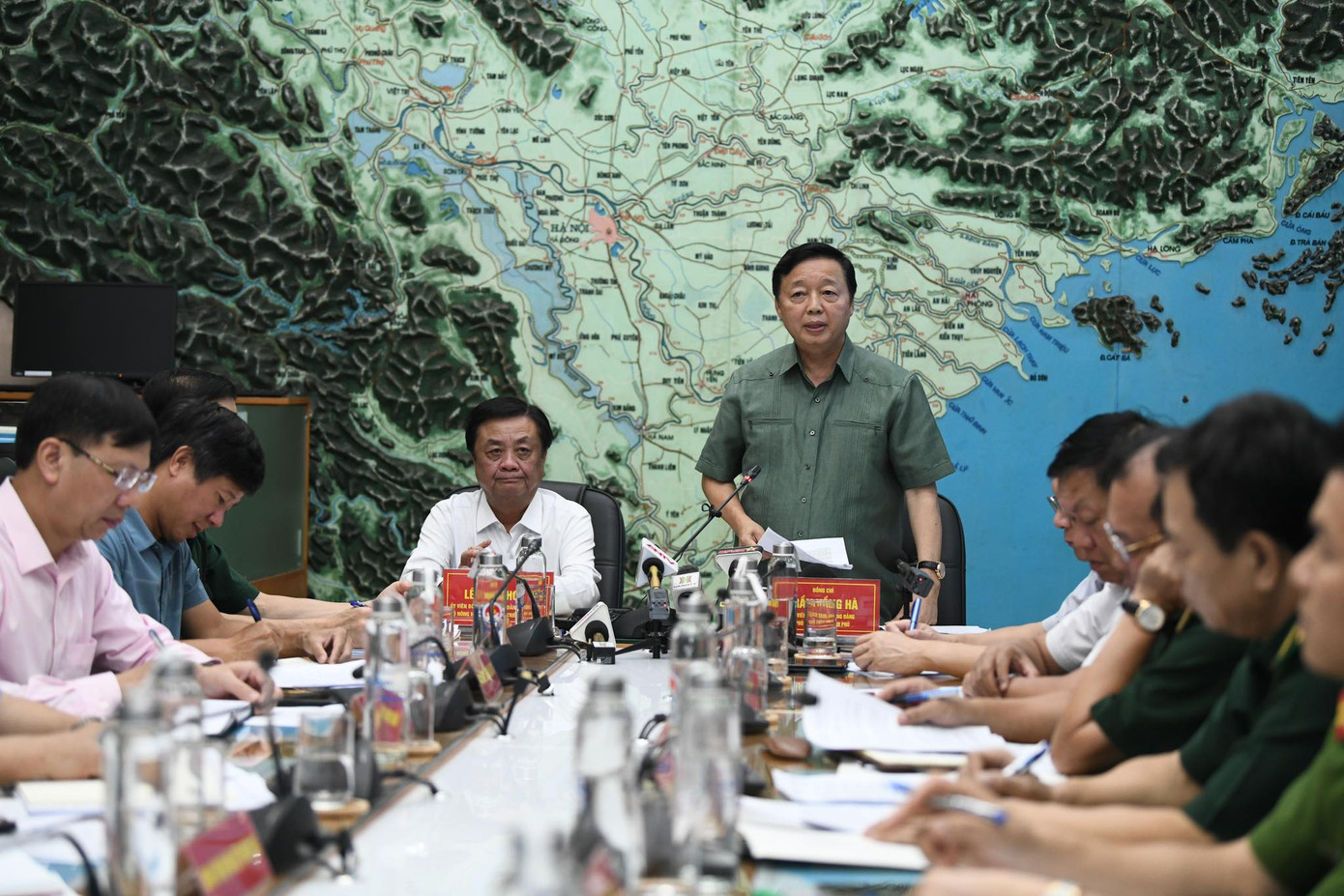 Phó Thủ tướng Trần Hồng Hà phát biểu chỉ đạo tại hội nghị. Phó Thủ tướng Trần Hồng Hà phát biểu chỉ đạo tại hội nghị.