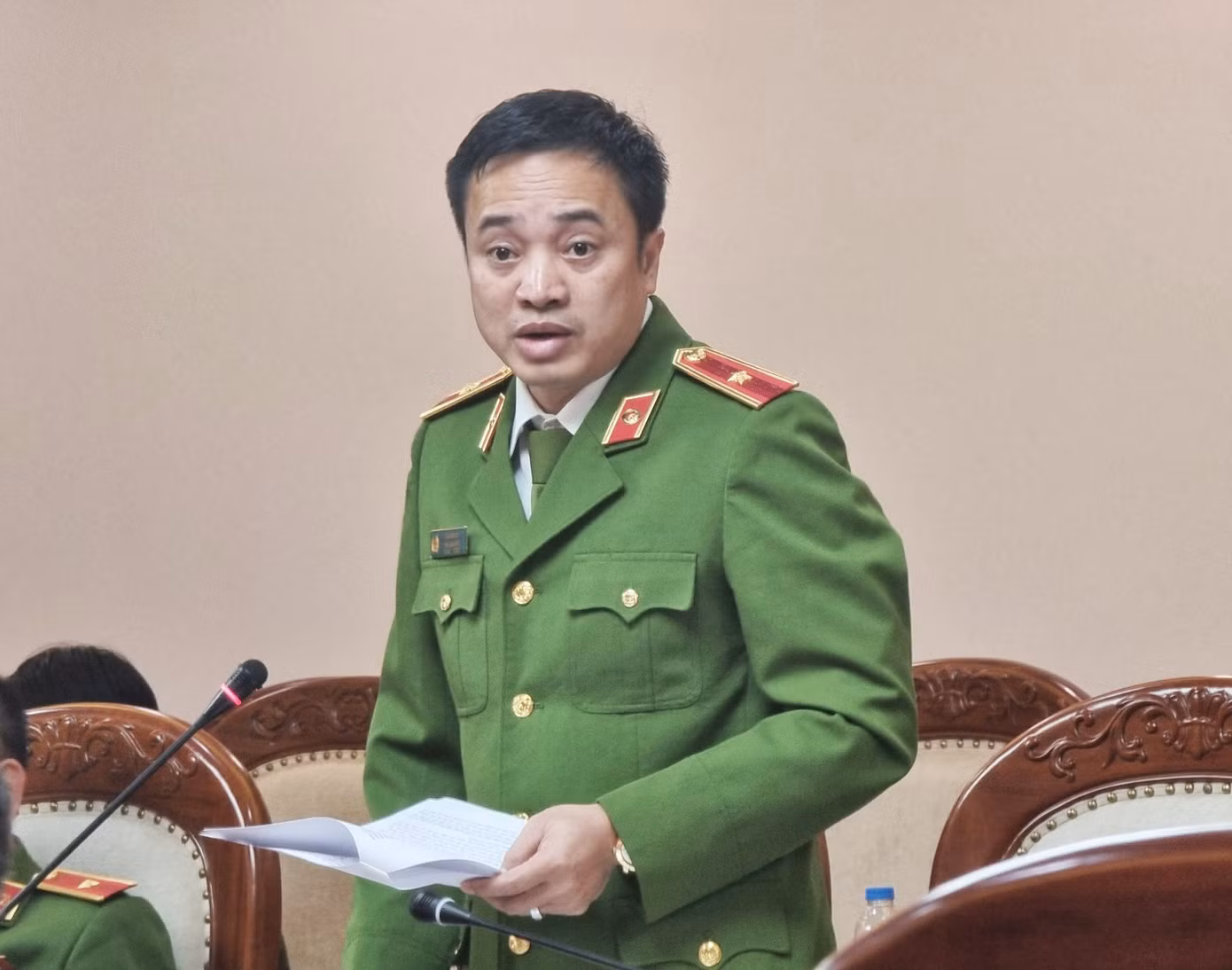 Thiếu tướng Mai Hoàng - Phó giám đốc C.A TP.HCM phát biểu tại hội nghị Thiếu tướng Mai Hoàng - Phó giám đốc C.A TP.HCM phát biểu tại hội nghị