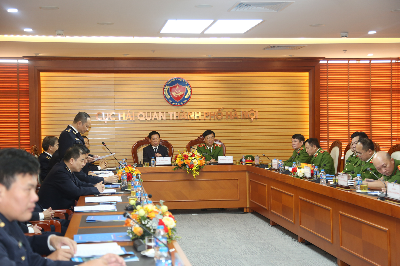 Các đại biểu đều nhận định chưa bao giờ tình trạng buôn lậu ma túy lại "khủng" như hiện nay