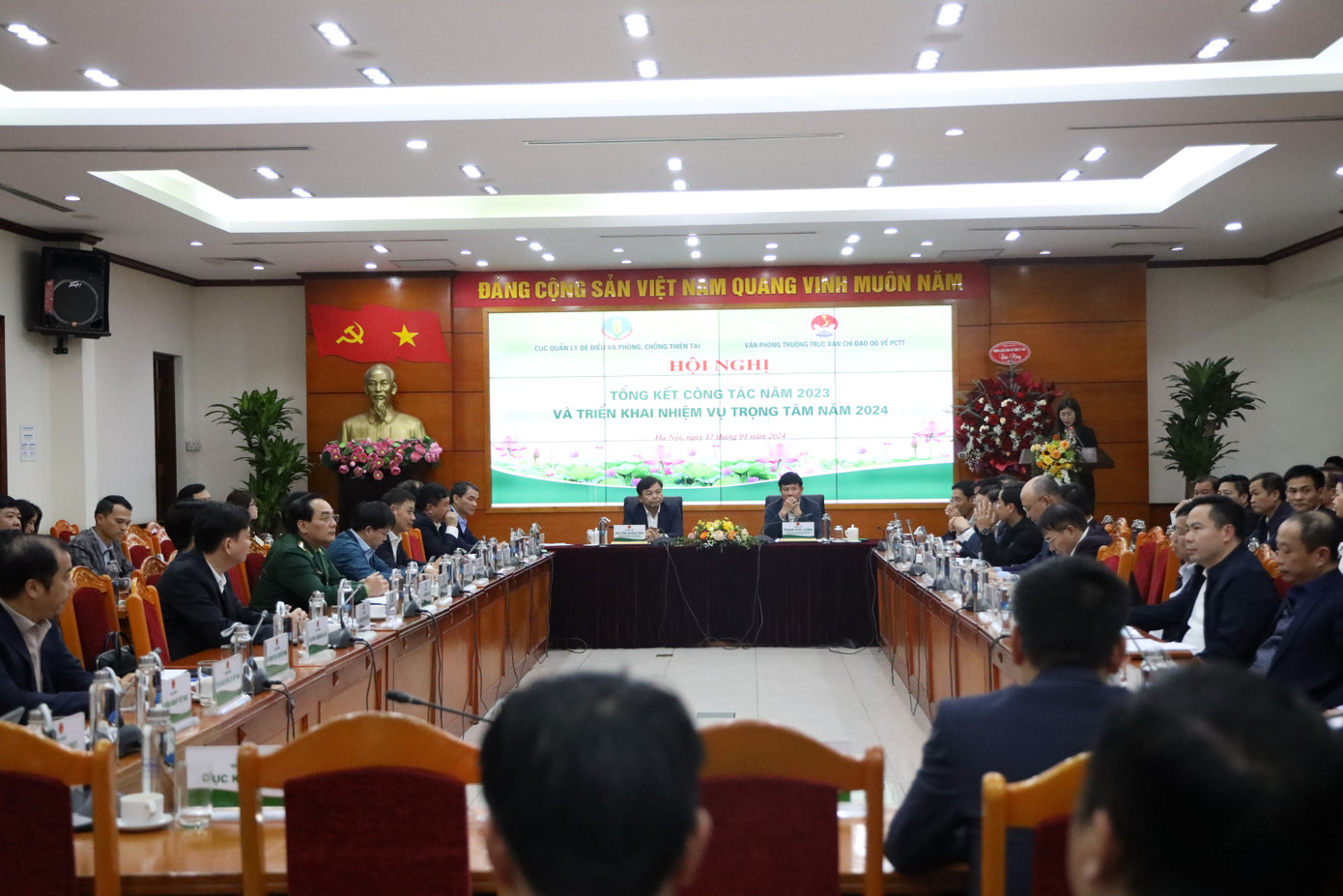 Theo các chuyên gia, năm 2024, dưới tác động của La Nina (pha lạnh), khả năng bão hoạt động nhiều hơn trên Biển Đông trung bình nhiều năm