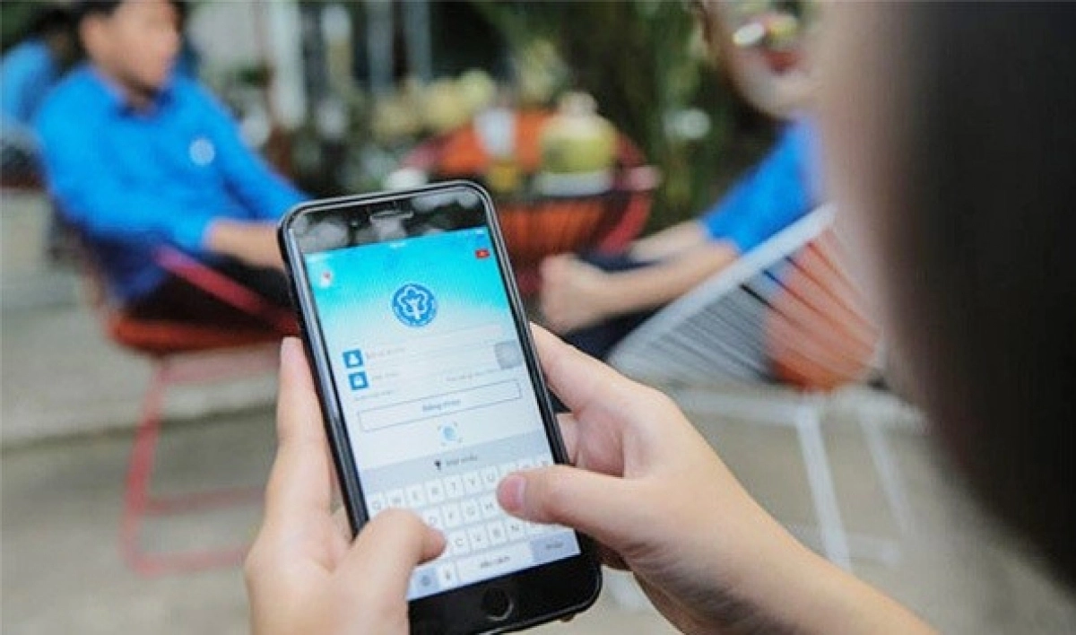 Cơ sở dữ liệu của BHXH gồm 15 danh mục.