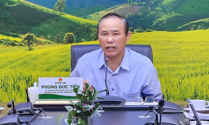 Thứ trưởng Phùng Đức Tiến cho biết, nếu không gỡ được thẻ vàng trong đợt thanh tra sắp tới, Việt Nam phải mất 3 năm mới mới có thể đón đoàn EC tiếp theo. Ảnh: Bảo Thắng.