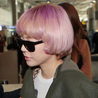 Dịu dàng với xanh nước biển Bí ẩn với ánh tím Phá cách với xanh lá cây Phong cách với mầu đồng Chút xoăn nghịch ngợm Tone hạt dẻ an toàn