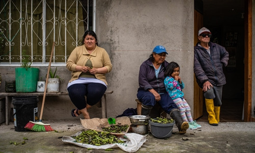 Con đập khiến Ecuador ngập trong nợ nần với Trung Quốc ảnh 2