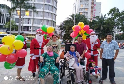 Bạn đã nhận quà của ông già Noel Bibica chưa? ảnh 2