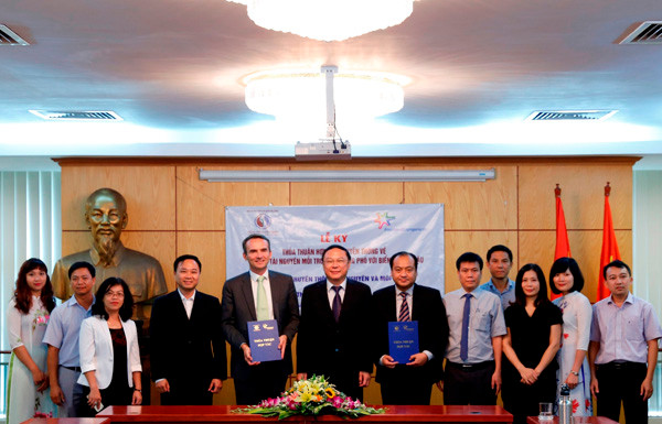 Sữa cô gái Hà Lan phát triển cùng tạo lập giá trị chung cho cộng đồng ảnh 1