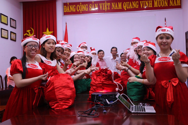 Bạn đã nhận quà của ông già Noel Bibica chưa? ảnh 4